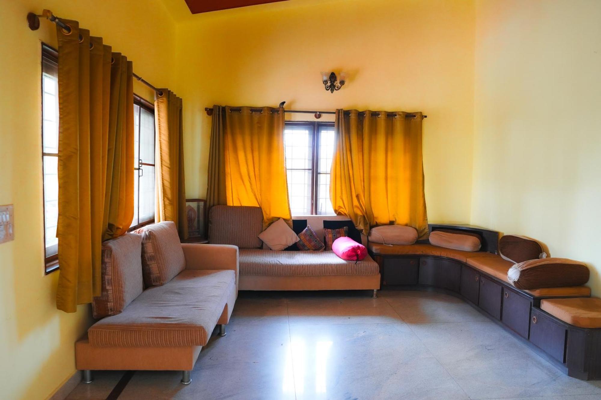 Bana The Wild Waters Hotel Muduvadi Bagian luar foto